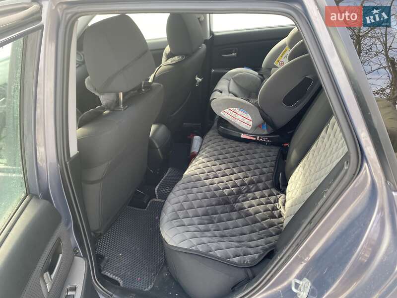 Хэтчбек Mazda 3 2006 в Подольске