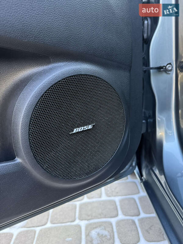 Седан Mazda 3 2011 в Косове