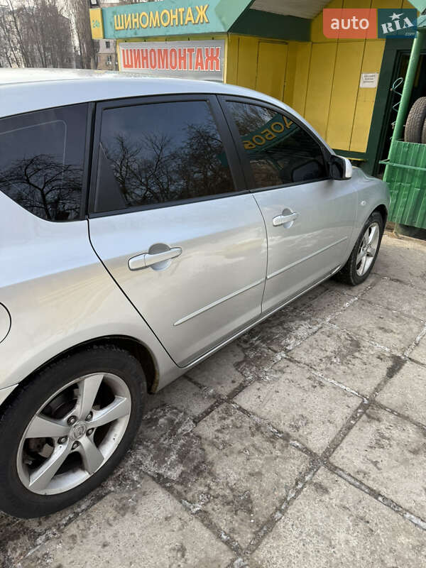 Хэтчбек Mazda 3 2005 в Киеве