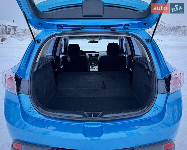 Хэтчбек Mazda 3 2010 в Киеве