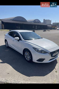 Седан Mazda 3 2016 в Черкассах