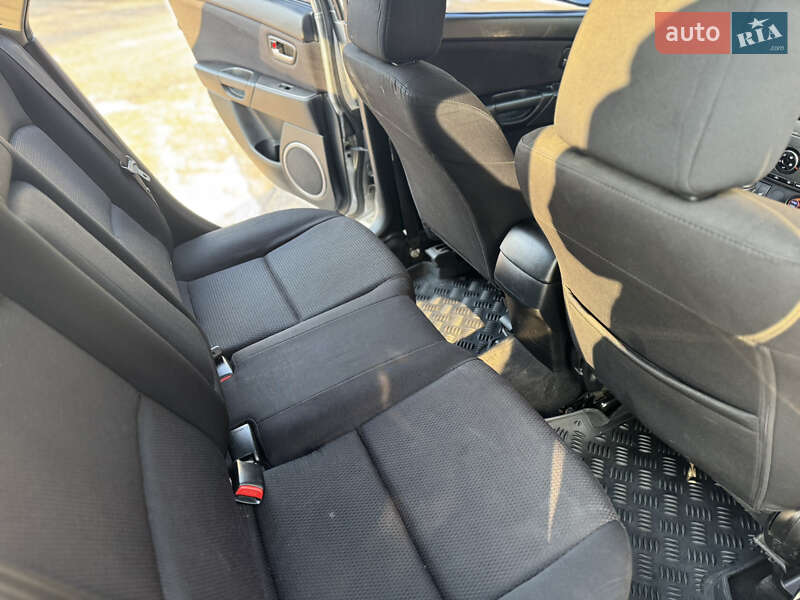 Хэтчбек Mazda 3 2007 в Николаеве