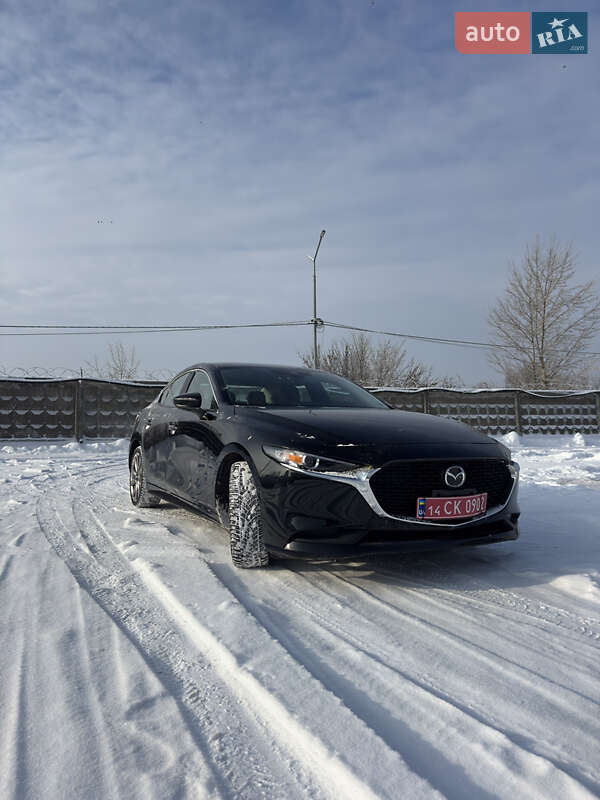 Седан Mazda 3 2021 в Киеве