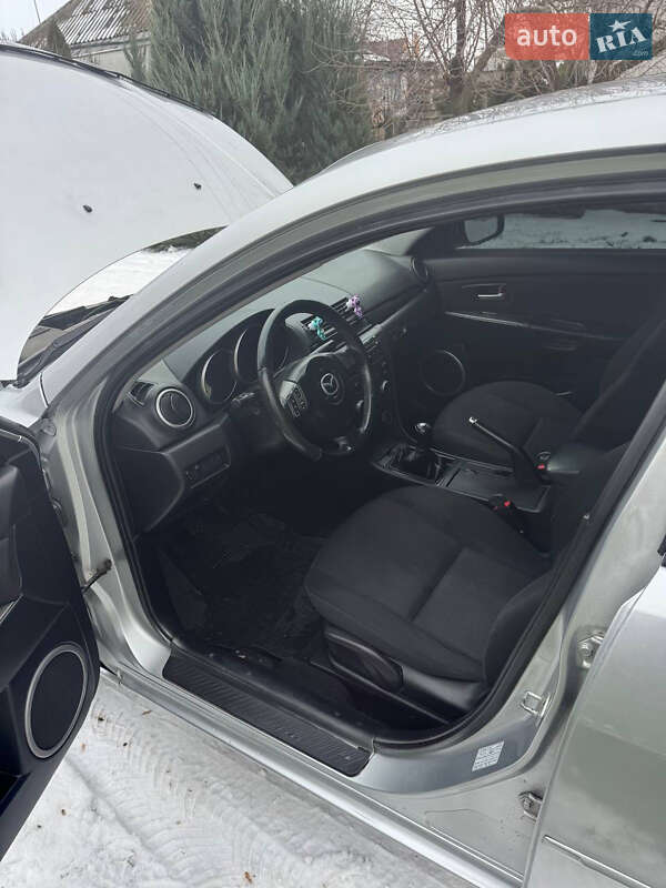 Седан Mazda 3 2006 в Запорожье