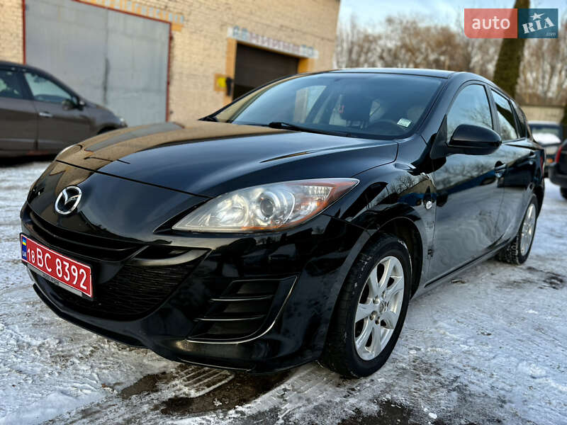 Хэтчбек Mazda 3 2010 в Ровно