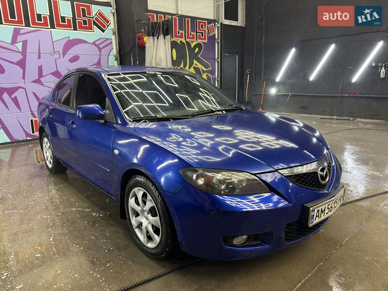 Седан Mazda 3 2006 в Киеве