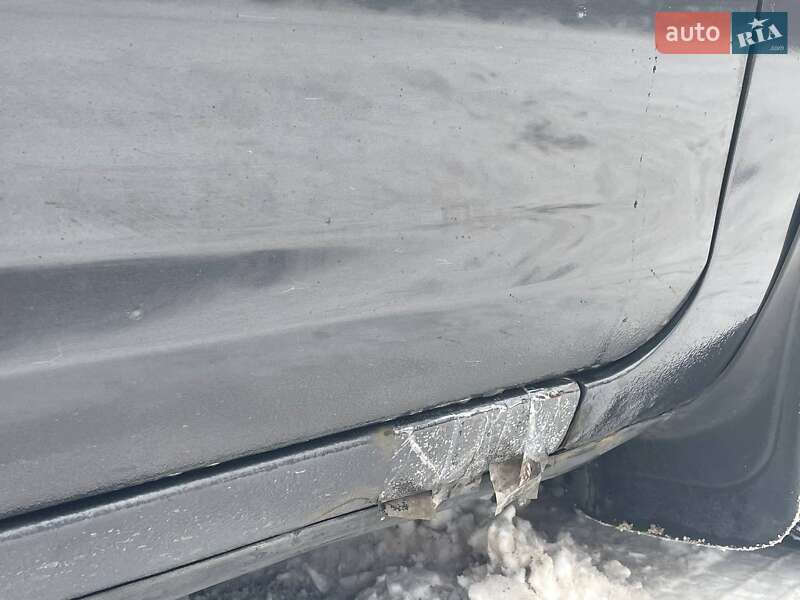 Хэтчбек Mazda 3 2006 в Днепре