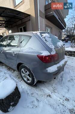 Хэтчбек Mazda 3 2004 в Новоселках