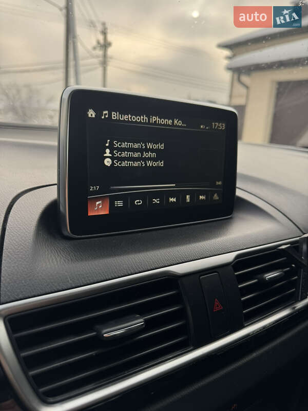 Седан Mazda 3 2015 в Киеве