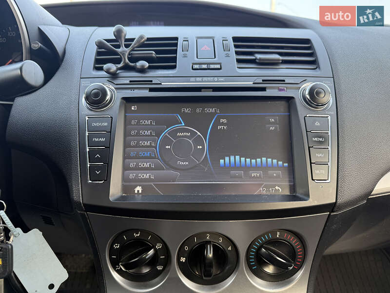 Седан Mazda 3 2010 в Житомире