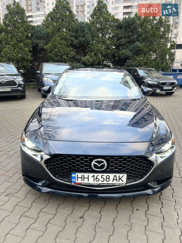 Седан Mazda 3 2022 в Одесі