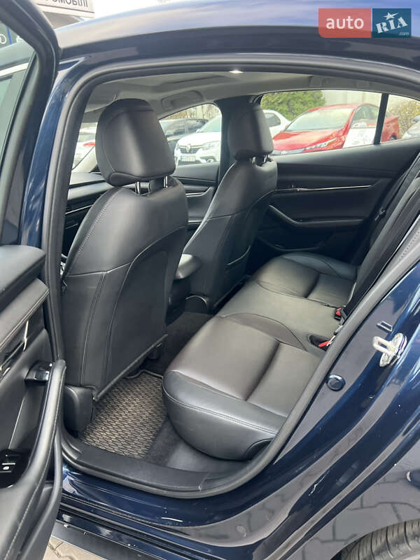 Седан Mazda 3 2022 в Одесі