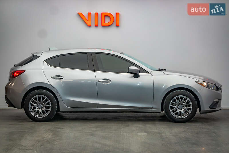 Хэтчбек Mazda 3 2013 в Киеве