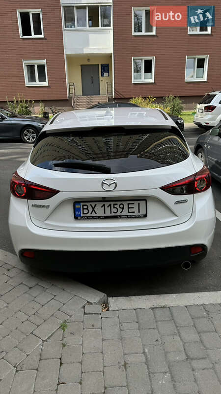 Хетчбек Mazda 3 2015 в Києві