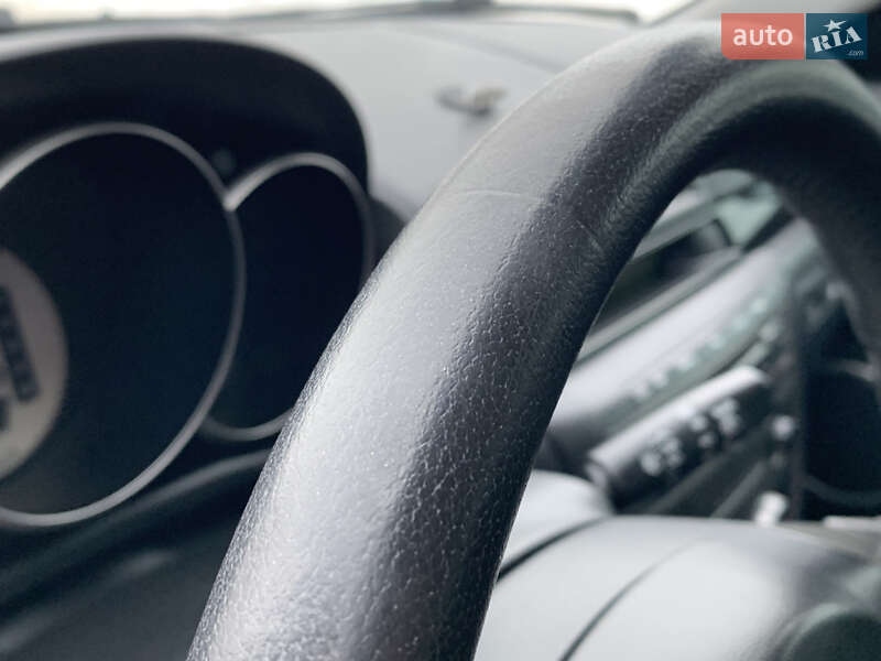 Хетчбек Mazda 3 2007 в Рівному