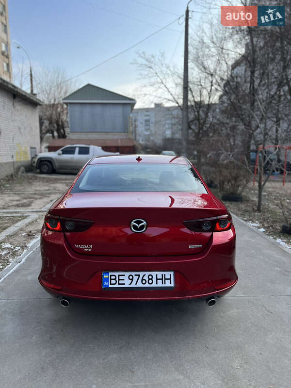 Седан Mazda 3 2018 в Миколаєві
