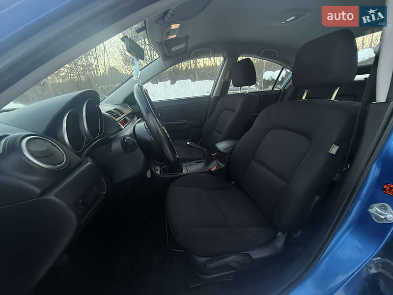 Седан Mazda 3 2006 в Львові