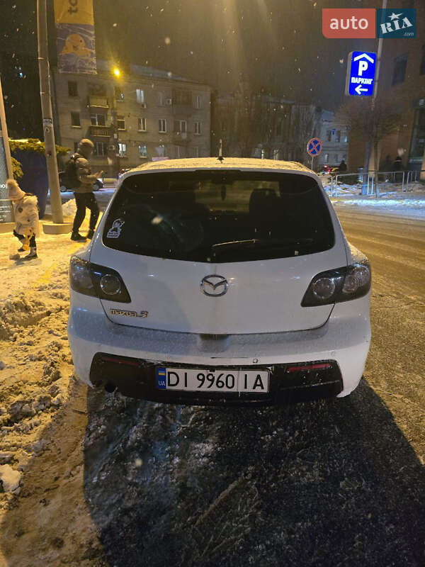 Хэтчбек Mazda 3 2006 в Днепре