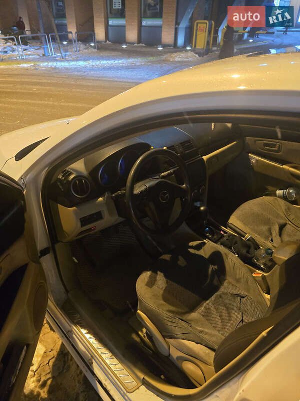 Хэтчбек Mazda 3 2006 в Днепре