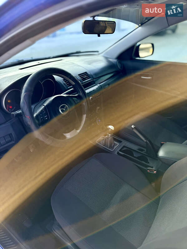 Седан Mazda 3 2004 в Белой Церкви