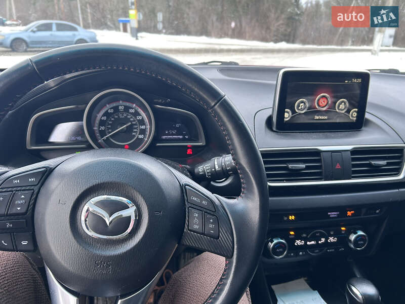 Хэтчбек Mazda 3 2014 в Кагарлыке