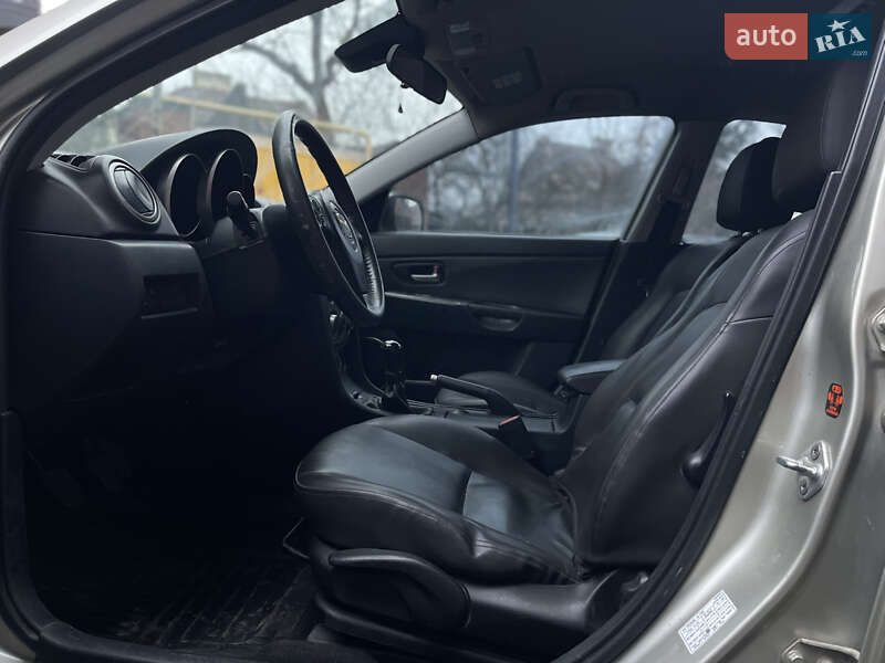 Седан Mazda 3 2007 в Львові