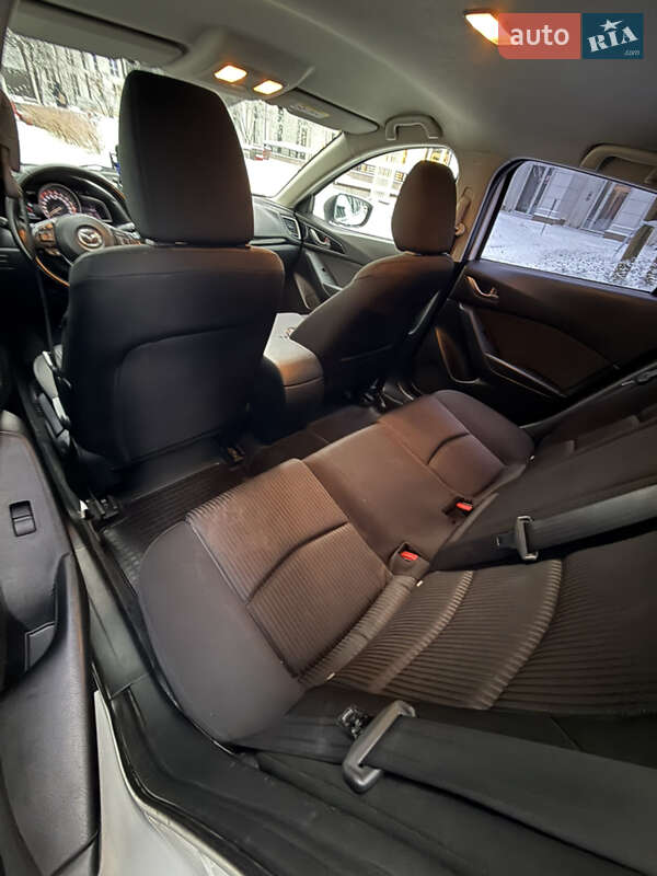 Хэтчбек Mazda 3 2013 в Киеве