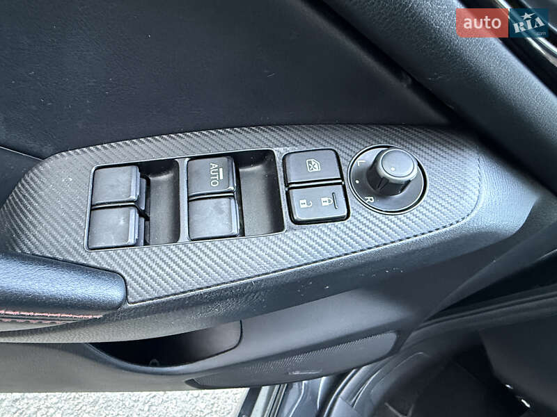 Седан Mazda 3 2014 в Одессе