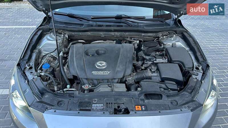 Хетчбек Mazda 3 2014 в Кременчуці