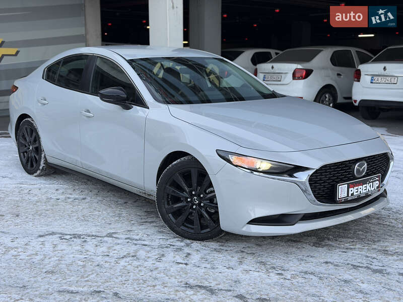 Седан Mazda 3 2024 в Киеве