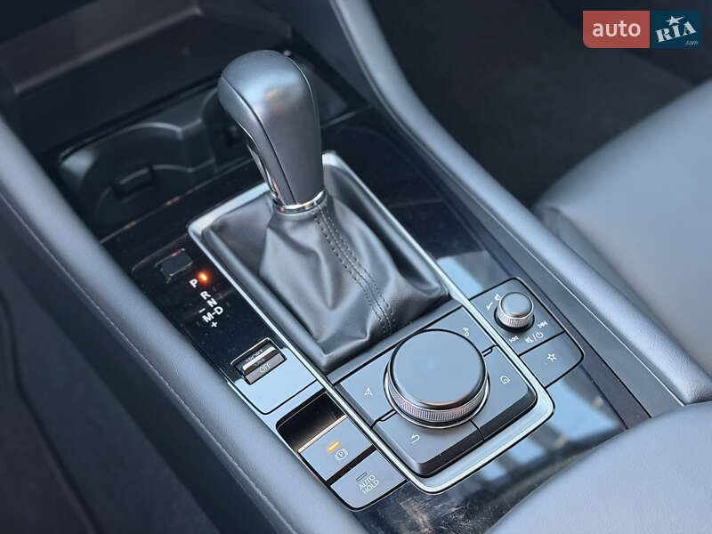 Седан Mazda 3 2024 в Киеве