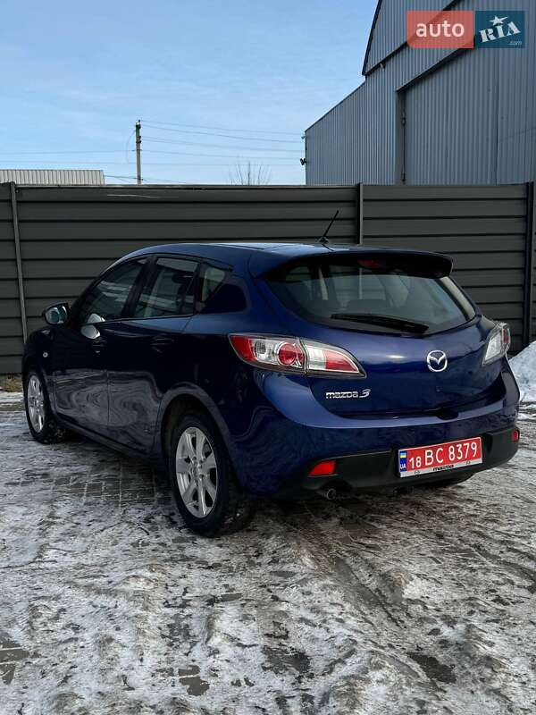 Хэтчбек Mazda 3 2010 в Черкассах