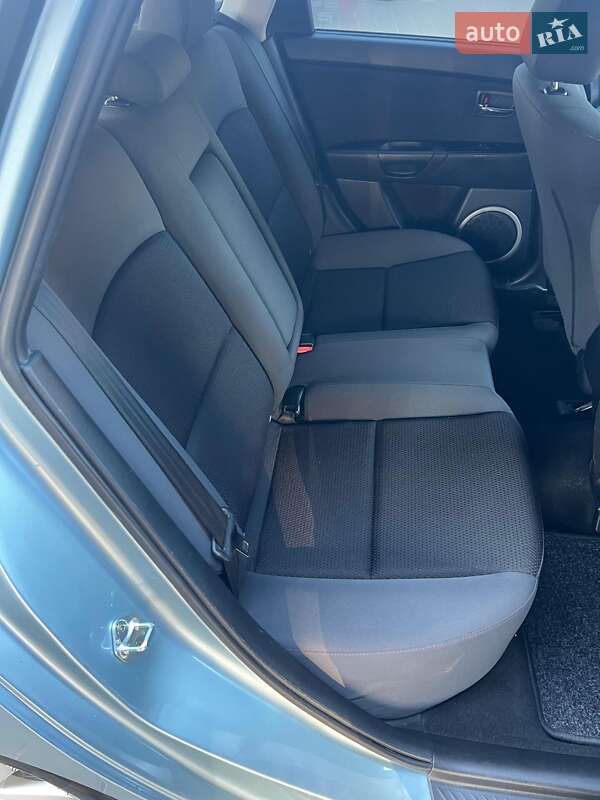 Хэтчбек Mazda 3 2008 в Житомире