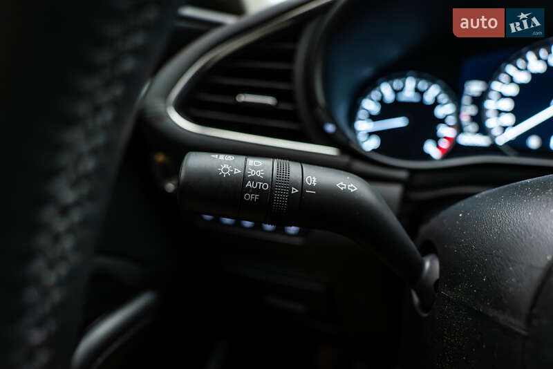 Седан Mazda 3 2020 в Киеве