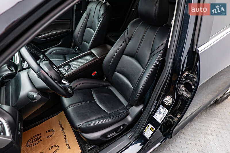 Хэтчбек Mazda 3 2017 в Киеве