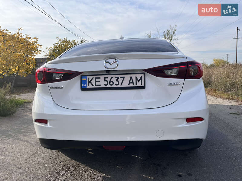 Седан Mazda 3 2017 в Дніпрі фото 3 Седан Mazda 3 2017 в Дніпрі