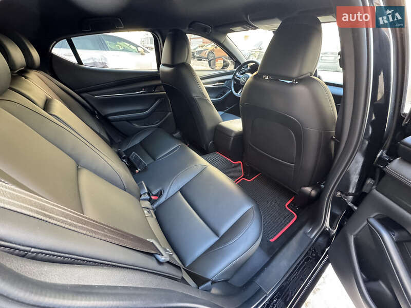 Хэтчбек Mazda 3 2019 в Киеве фото 17 Хэтчбек Mazda 3 2019 в Киеве