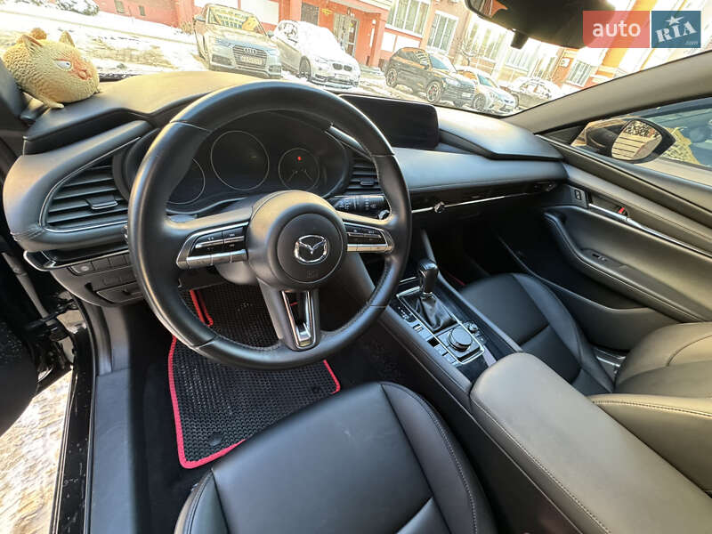 Хэтчбек Mazda 3 2019 в Киеве фото 23 Хэтчбек Mazda 3 2019 в Киеве