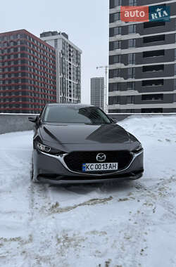 Седан Mazda 3 2019 в Киеве