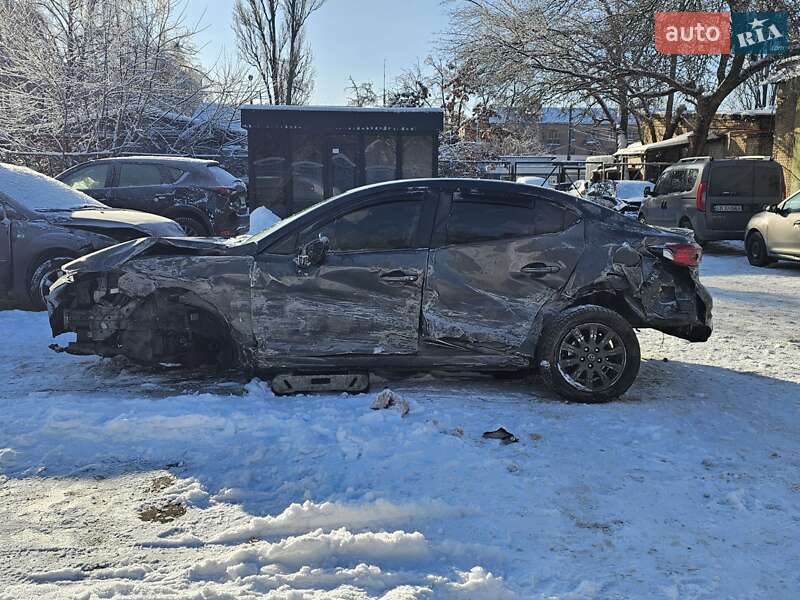 Седан Mazda 3 2013 в Киеве фото 8 Седан Mazda 3 2013 в Киеве