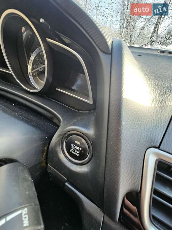 Седан Mazda 3 2013 в Киеве фото 15 Седан Mazda 3 2013 в Киеве
