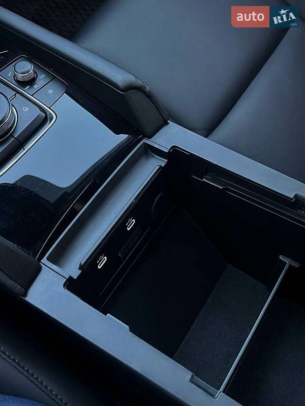 Седан Mazda 3 2024 в Киеве