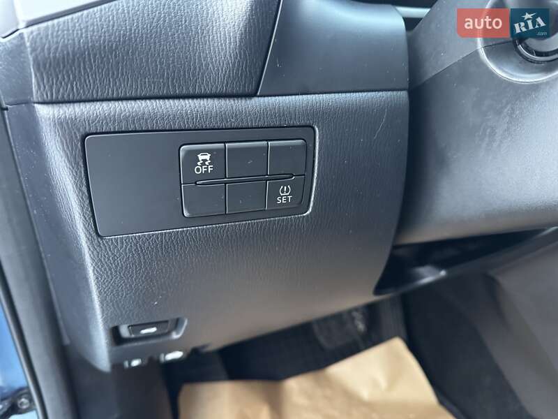 Седан Mazda 3 2018 в Дніпрі фото 30 Седан Mazda 3 2018 в Дніпрі