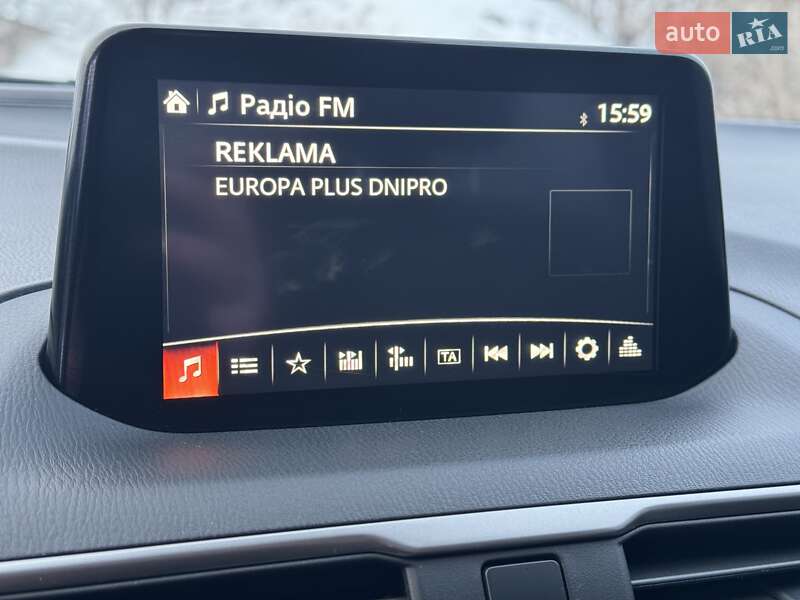 Седан Mazda 3 2018 в Дніпрі фото 32 Седан Mazda 3 2018 в Дніпрі