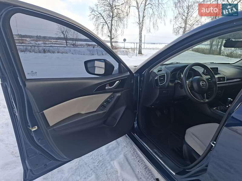 Хетчбек Mazda 3 2014 в Шостці