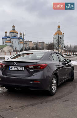 Седан Mazda 3 2013 в Кривом Роге