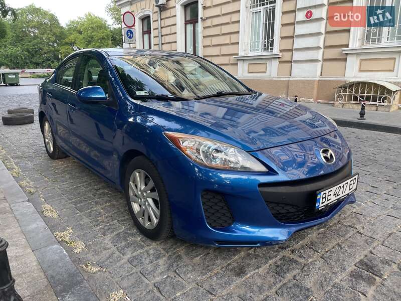 Mazda 3 2012