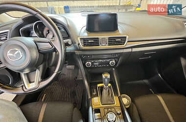 Хэтчбек Mazda 3 2018 в Киеве