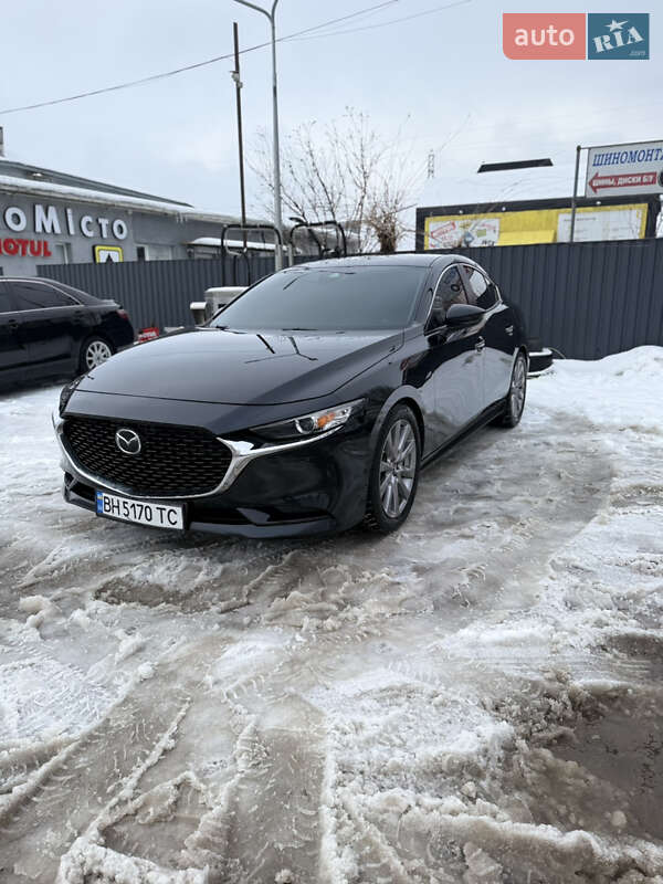 Седан Mazda 3 2018 в Києві