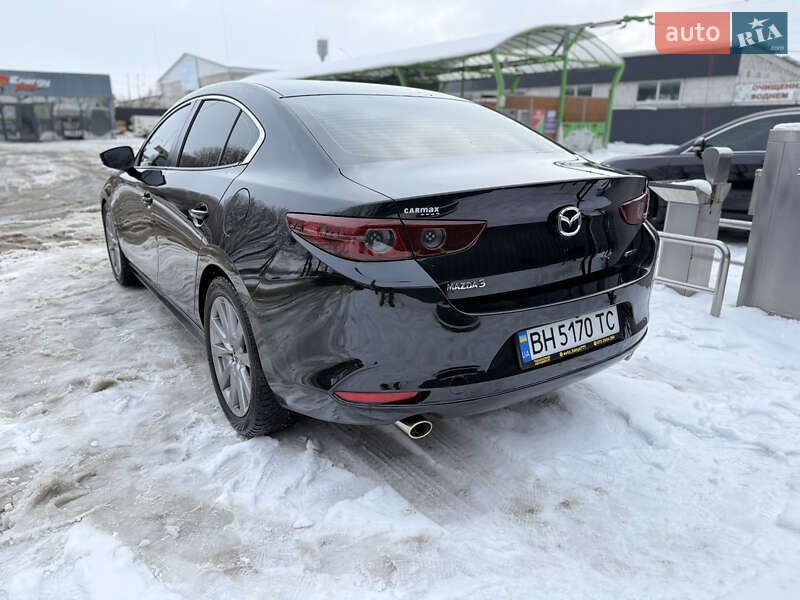 Седан Mazda 3 2018 в Києві